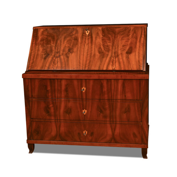 ANTIK SHOP Biedermeier Sekretär Biedermeier, um 1840 Nußbaum, Schellack handpoliert B: 109 cm T: 57 cm H: 113 cm zweiteiliger Biedermeiersekretär aus Nußbaum.