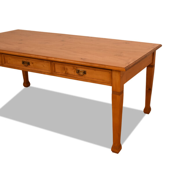ANTIK SHOP Tisch Jugendstil StilJugendstil, um 1900Kiefer, biologisch gewachstB: 200 cm T: 100 cm H: 79 cmtraditionell aus Altholz gefertigt.