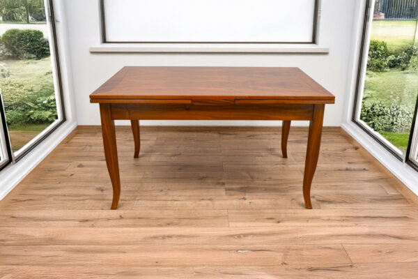 Tisch Biedermeier Stil ausziehbar Biedermeier Stil Nußbaum hochglänzend